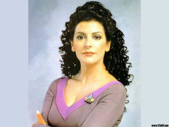 Star Trek Deanna-Troi2